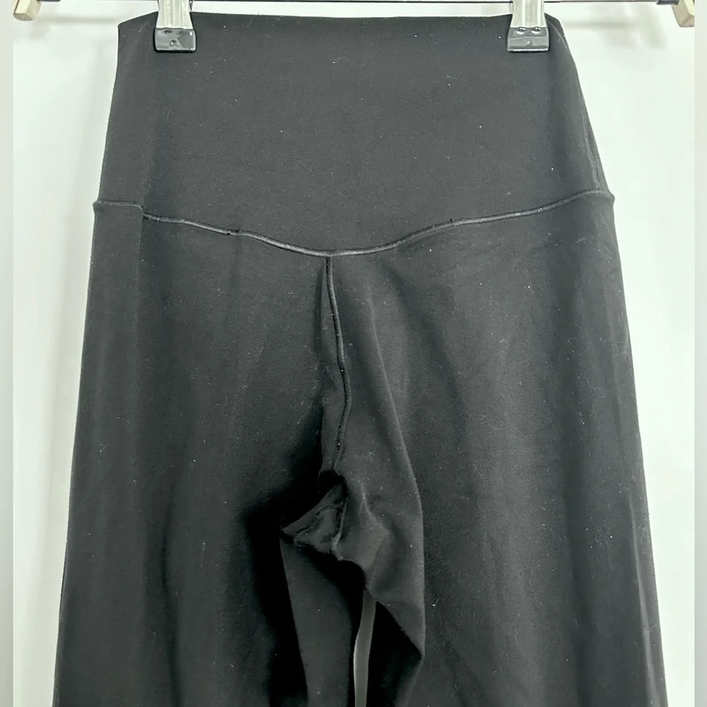 Aerie OFFLINE Crossover Flared Leggings Yoga Pants - Picture 4 of 4